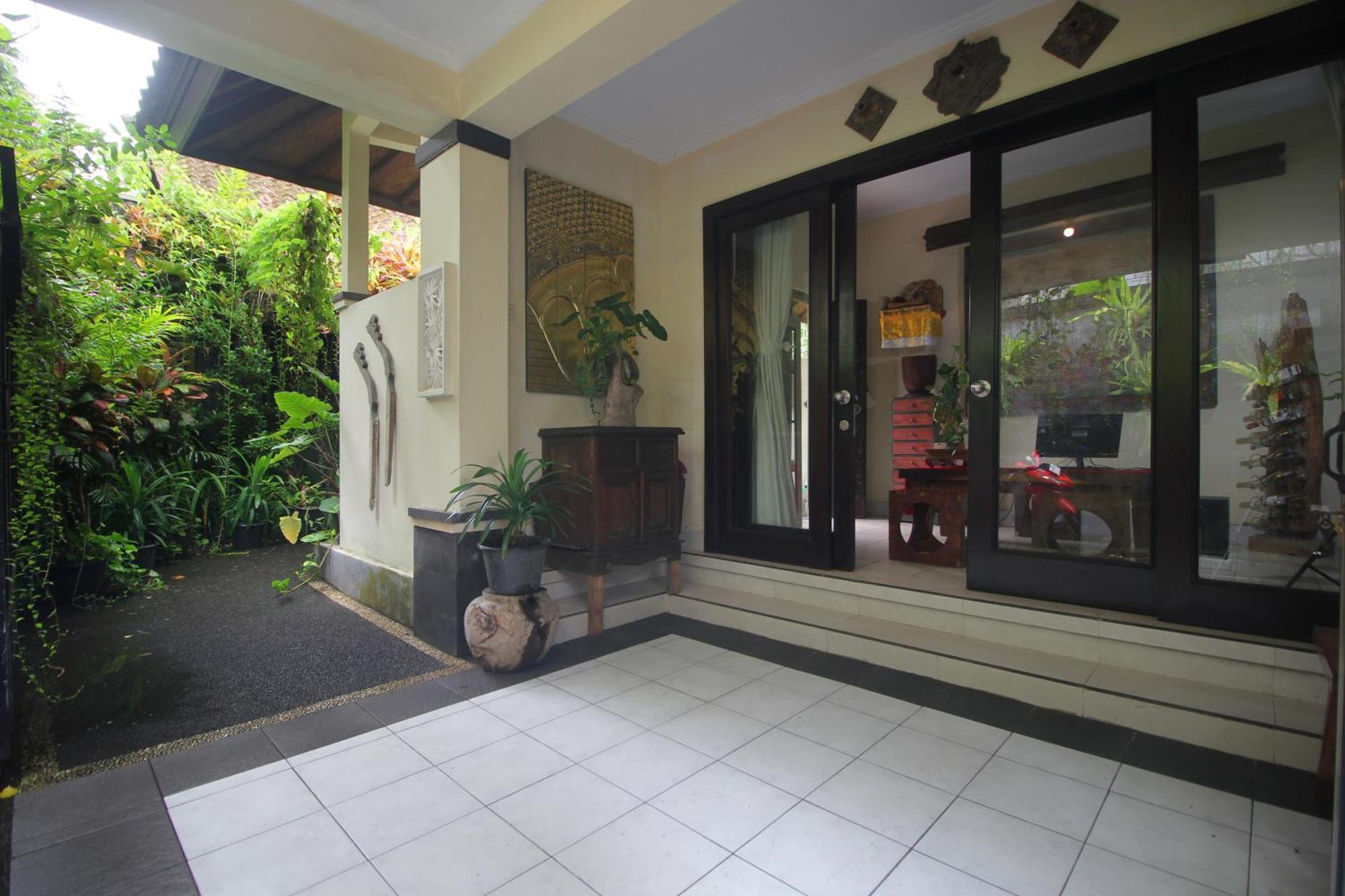 אובוד Sari Gong Guest House, A Trishula Collection מראה חיצוני תמונה