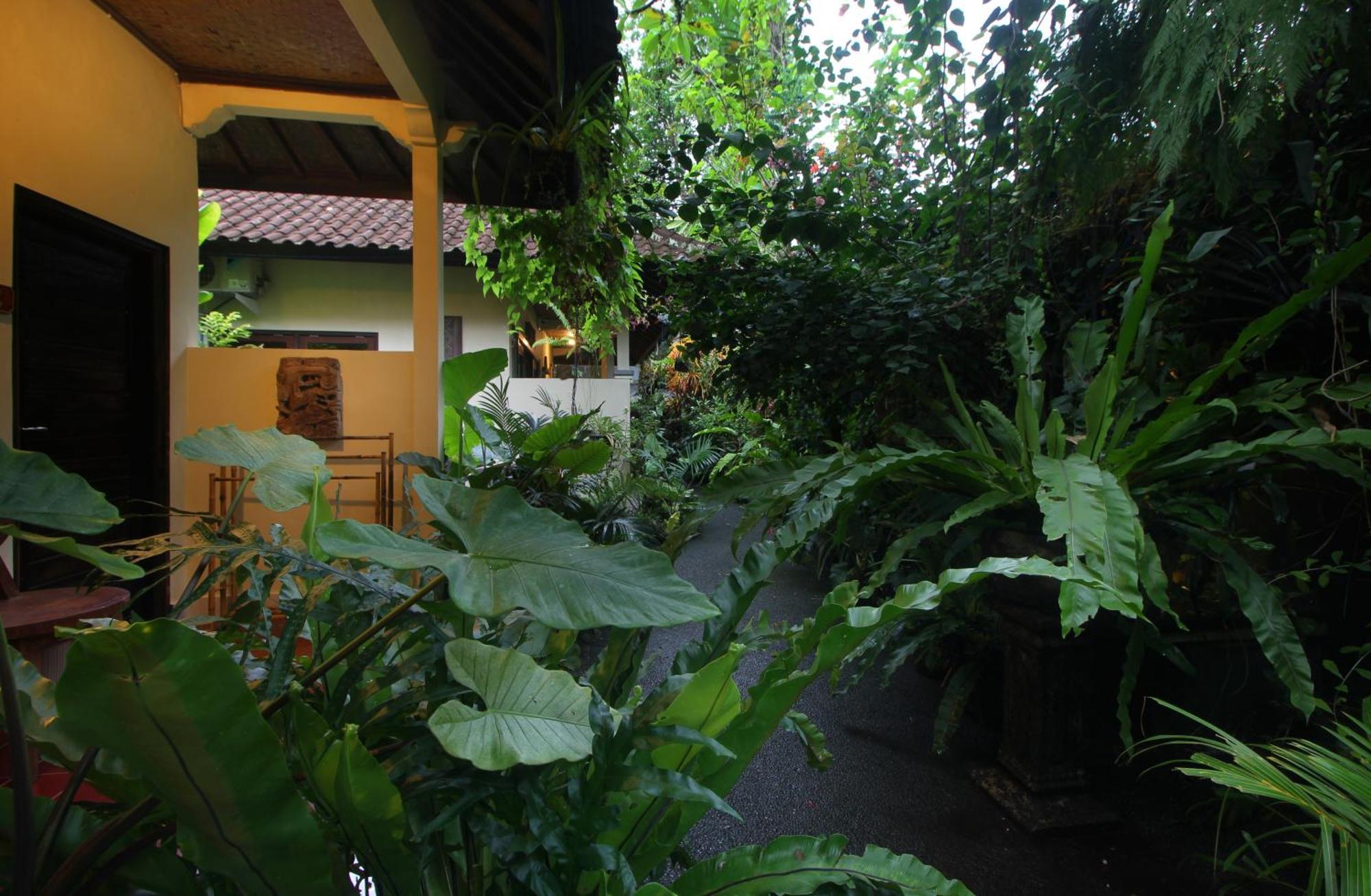 אובוד Sari Gong Guest House, A Trishula Collection מראה חיצוני תמונה